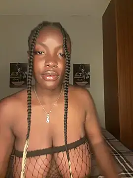 Snapshot of Tushy_baiby2000 chatting on 11-06-25, 02:18 Tushy baiby2000 online show from 11-06-25, 02:18