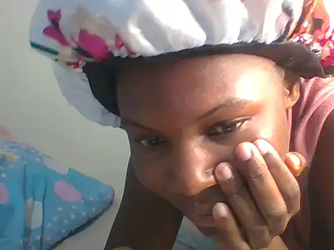 Snapshot of Fine_baby0001 chatting on 07-02-26, 03:23 Fine baby0001 online show from 07-02-26, 03:23
