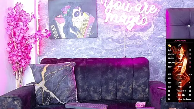 Snapshot of siamarlin chatting on 04-16-26, 10:34 siamarlin online show from 04-16-26, 10:34