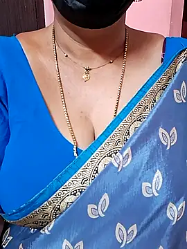 ananya956 online show from 11-18-25, 10:03