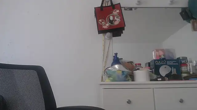 naughthyany16 online show from 03-21-25, 09:12