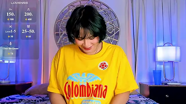 Snapshot of Ramona_Flower chatting on 06-17-26, 11:45 Ramona Flower online show from 06-17-26, 11:45