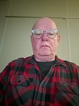 andrejoyfull64 online show from 10-17-25, 05:43