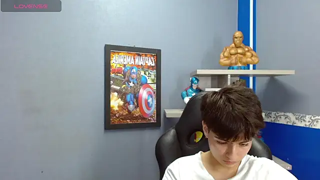 Snapshot of Bryce_Evans chatting on 01-21-25, 09:15 Bryce Evans online show from 01-21-25, 09:15