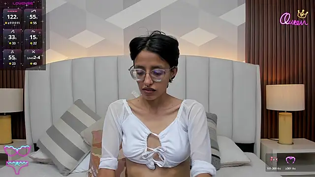 Snapshot of Marge_lasander chatting on 01-17-26, 01:43 Marge lasander online show from 01-17-26, 01:43