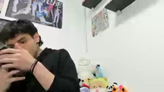 Snapshot of Martinsibiris chatting on 02-16-26, 03:52 Martinsibiris online show from 02-16-26, 03:52