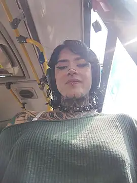 taaylor33 online show from 04-13-26, 07:52