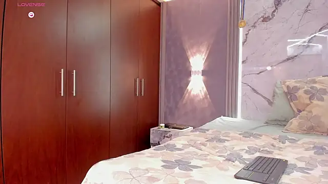 Johan Williams 07 online show from 10-04-25, 12:03