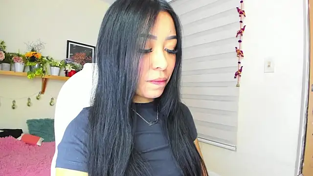 Snapshot of Starliee__ chatting on 01-23-25, 11:47 Starliee online show from 01-23-25, 11:47