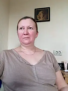 Snapshot of blondyaguar chatting on 02-28-25, 09:04 blondyaguar online show from 02-28-25, 09:04