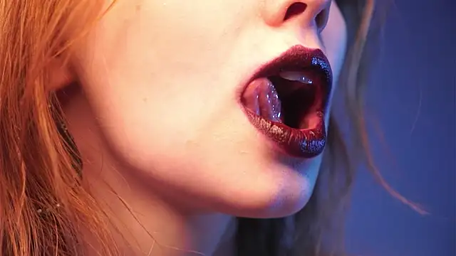 ginger hugs online show from 01-07-25, 01:06