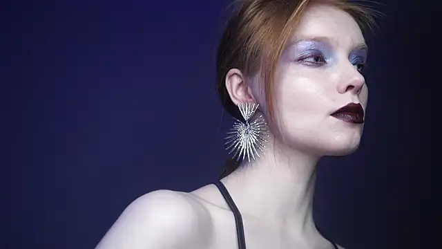 ginger hugs online show from 02-05-25, 10:12