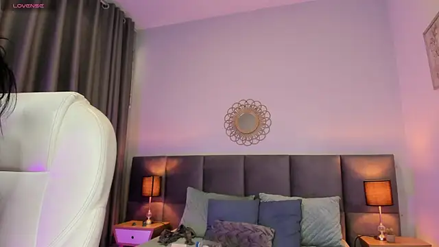 Chloe fischer  online show from 07-07-26, 06:34