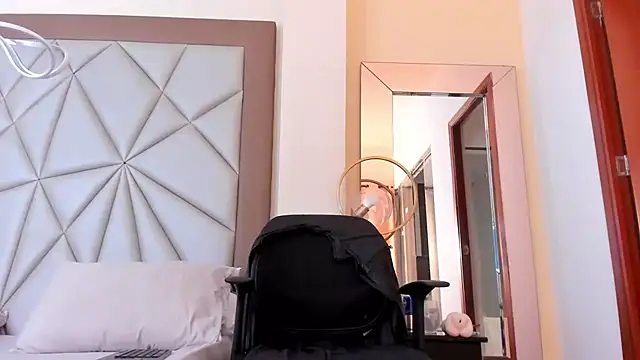 Karimferrer online show from 12-11-24, 03:56