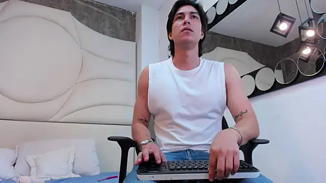 Karimferrer online show from 09-11-25, 08:09