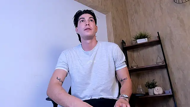 Karimferrer online show from 02-16-26, 03:35