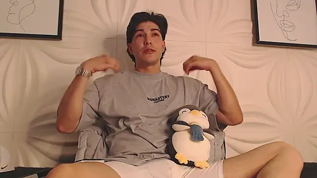 Karimferrer online show from 03-20-26, 04:28