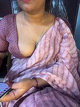 Spicy sari girl online show from 03-12-26, 05:02