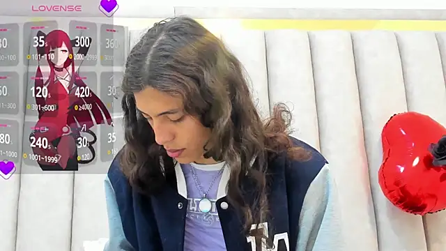 FreyaMoller online show from 03-08-25, 07:31