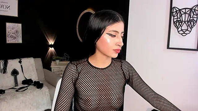 Snapshot of RACHEL_EV chatting on 12-27-24, 09:00 RACHEL EV online show from 12-27-24, 09:00