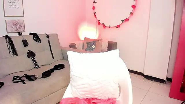 Snapshot of RACHEL_EV chatting on 02-20-25, 10:16 RACHEL EV online show from 02-20-25, 10:16