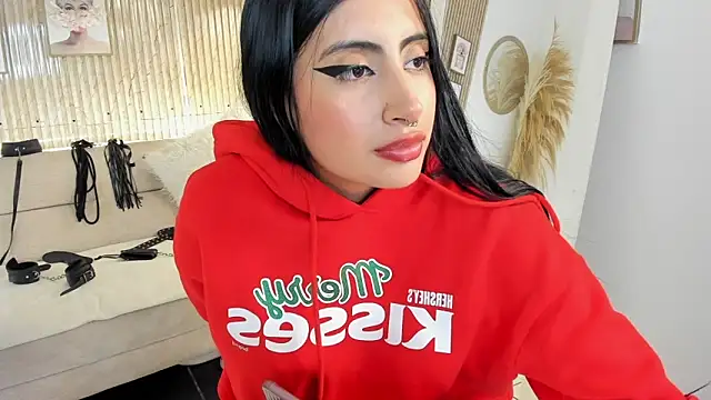 Snapshot of RACHEL_EV chatting on 10-01-25, 10:32 RACHEL EV online show from 10-01-25, 10:32