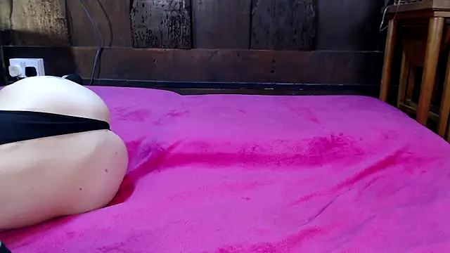 Snapshot of Reprobate4 chatting on 01-14-25, 11:27 Reprobate4 online show from 01-14-25, 11:27