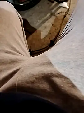 HORNYJROD123 online show from 12-05-25, 04:25