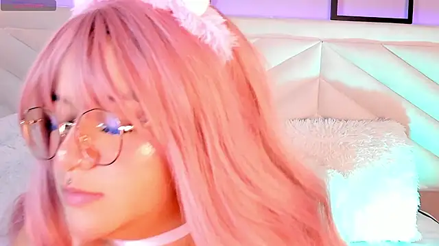 Snapshot of Sally__Walker chatting on 01-25-25, 03:19 Sally Walker online show from 01-25-25, 03:19