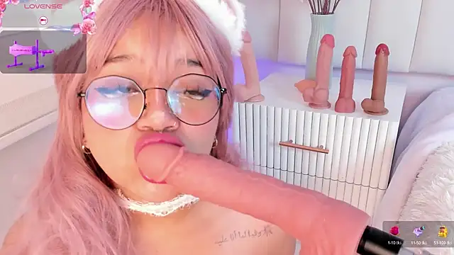 Snapshot of Sally__Walker chatting on 02-12-25, 10:26 Sally Walker online show from 02-12-25, 10:26