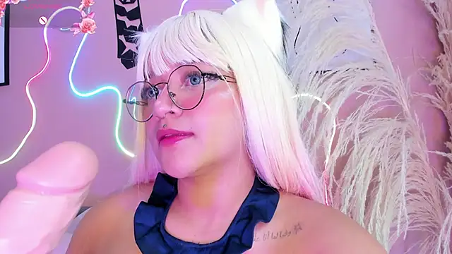 Snapshot of Sally__Walker chatting on 02-26-25, 10:42 Sally Walker online show from 02-26-25, 10:42