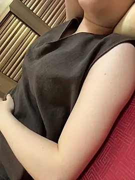 Snapshot of Baby-sexytit99 chatting on 05-31-26, 06:09 Baby-sexytit99 online show from 05-31-26, 06:09