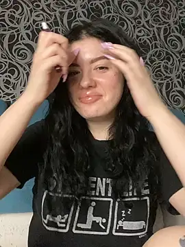 Kimi Ass online show from 12-13-24, 05:32