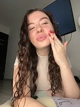 Kimi Ass online show from 10-15-25, 10:59