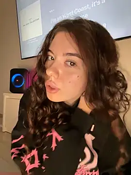 Kimi Ass online show from 11-08-25, 01:06