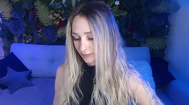 Horny Blond online show from 12-26-24, 09:11