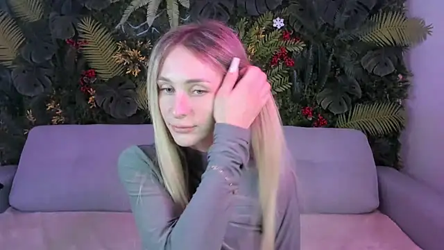 Horny Blond online show from 09-15-25, 08:03