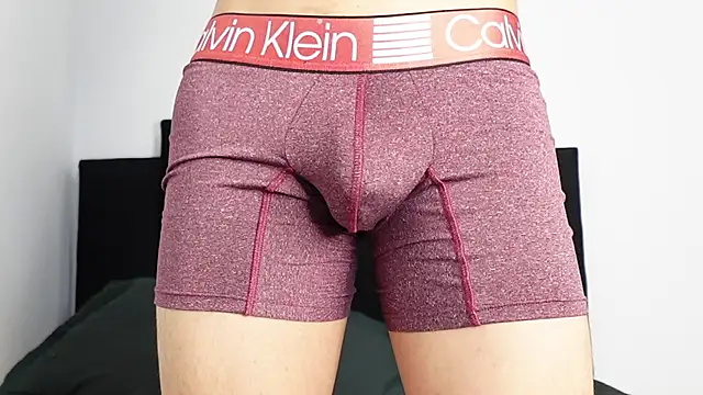 MarcoAlexLatino online show from 10-12-25, 03:38