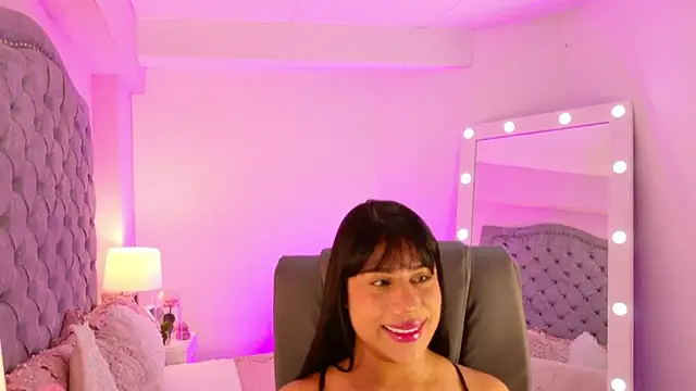 AshleyFerrer online show from 09-18-25, 01:46