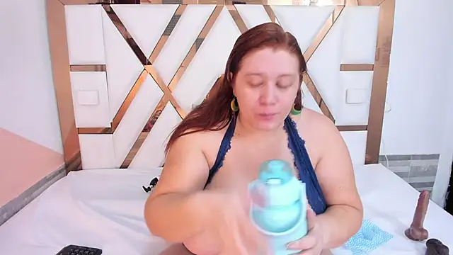 Snapshot of Camila_Fajardo chatting on 10-10-25, 01:37 Camila Fajardo online show from 10-10-25, 01:37