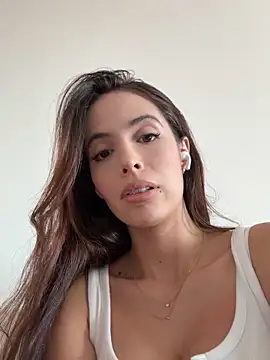 Snapshot of Amber_Rush_ chatting on 09-30-25, 08:03 Amber Rush online show from 09-30-25, 08:03