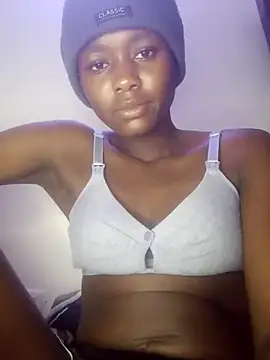 Snapshot of bebsexy chatting on 10-05-25, 10:51 bebsexy online show from 10-05-25, 10:51