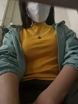 Tuongvy05 online show from 01-02-25, 07:23