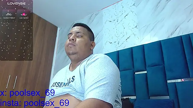 Snapshot of Poolsex_69 chatting on 01-18-25, 01:51 Poolsex 69 online show from 01-18-25, 01:51