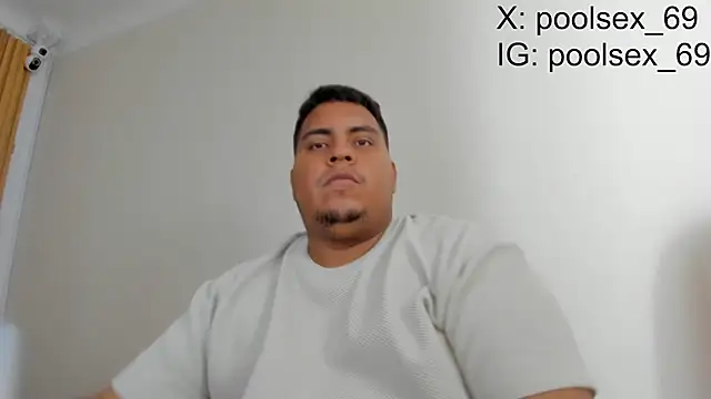 Snapshot of Poolsex_69 chatting on 09-18-25, 08:11 Poolsex 69 online show from 09-18-25, 08:11