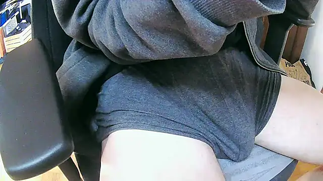 skinnyandthick online show from 10-24-25, 01:07