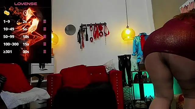 Snapshot of LiaTaylorr chatting on 03-10-25, 12:37 LiaTaylorr online show from 03-10-25, 12:37