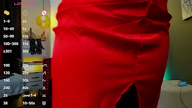 Snapshot of LiaTaylorr chatting on 03-12-25, 12:57 LiaTaylorr online show from 03-12-25, 12:57