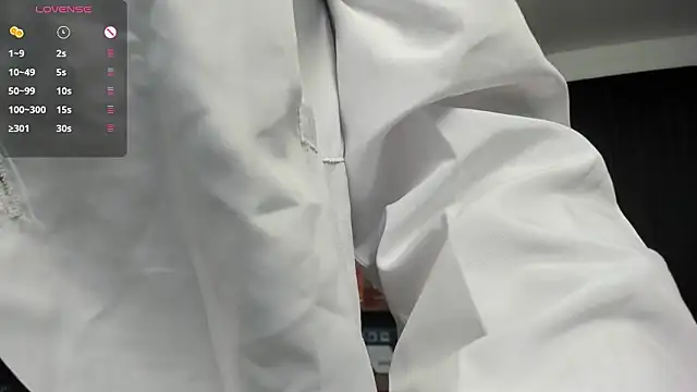 Snapshot of LiaTaylorr chatting on 02-20-26, 12:16 LiaTaylorr online show from 02-20-26, 12:16