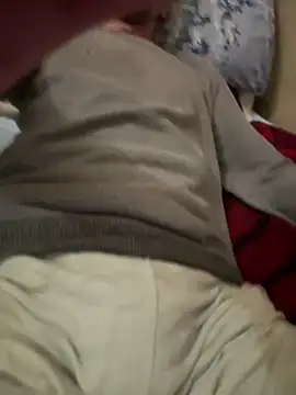 Snapshot of bigboy30X chatting on 12-15-25, 11:42 bigboy30X online show from 12-15-25, 11:42